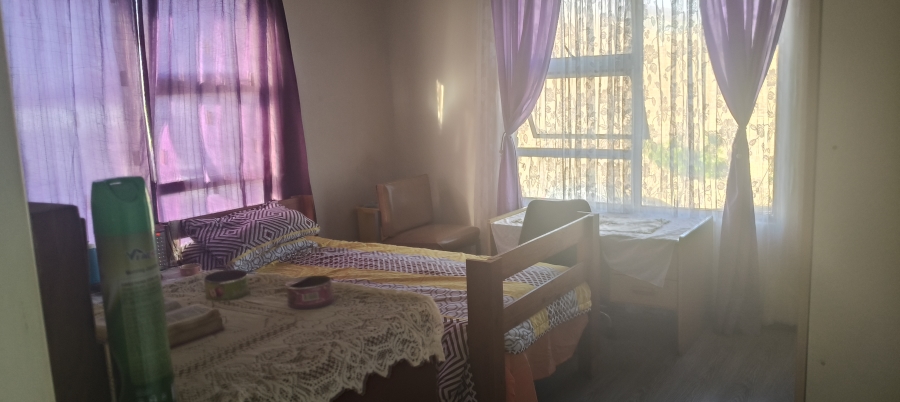 5 Bedroom Property for Sale in Ravensmead Western Cape